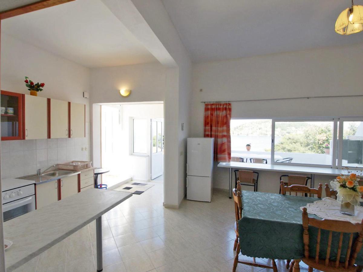 Holiday Home Zdenko 1 By Interhome Kali Luaran gambar